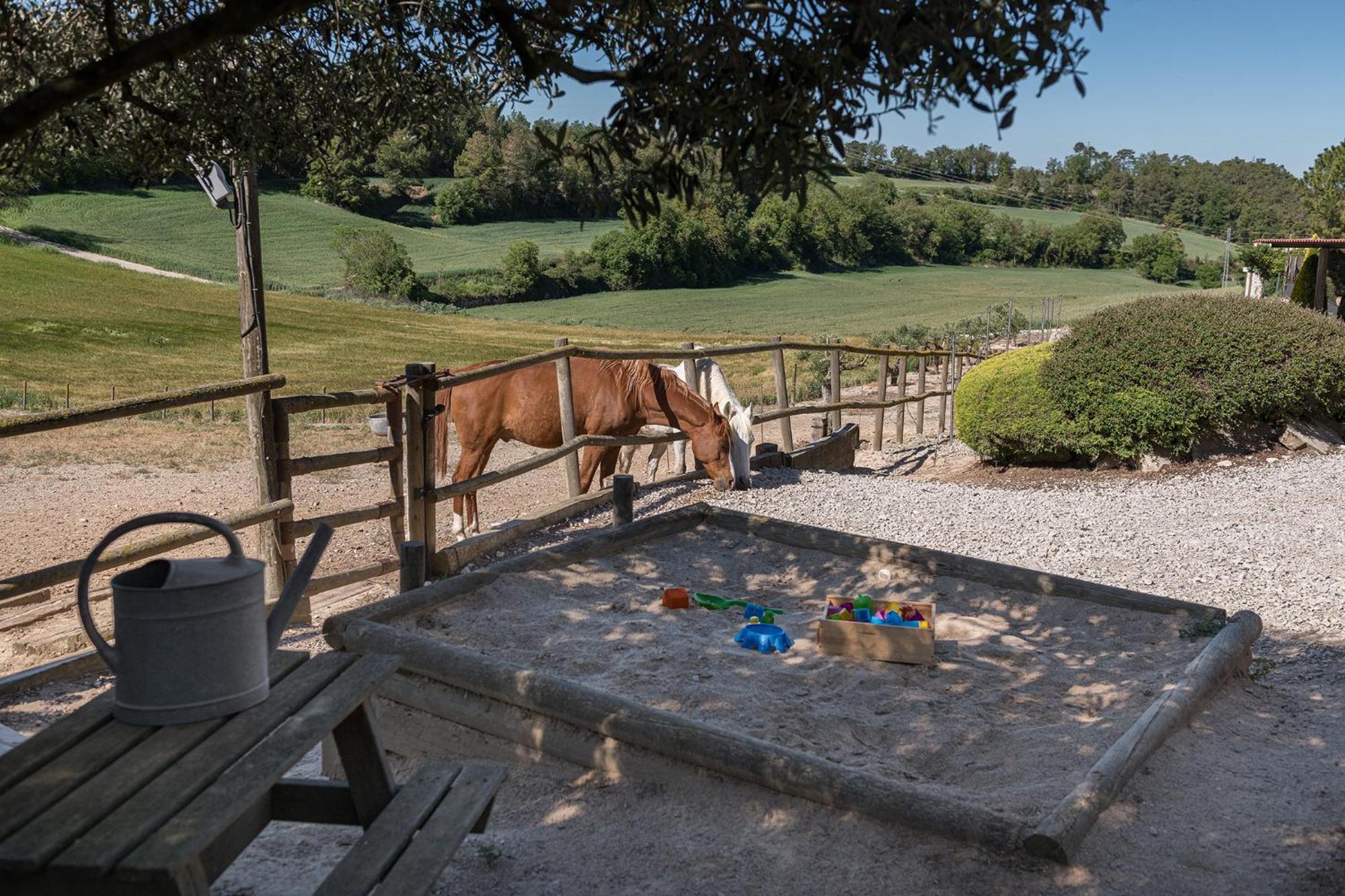 Cal Carulla Pension L'Astor Buitenkant foto