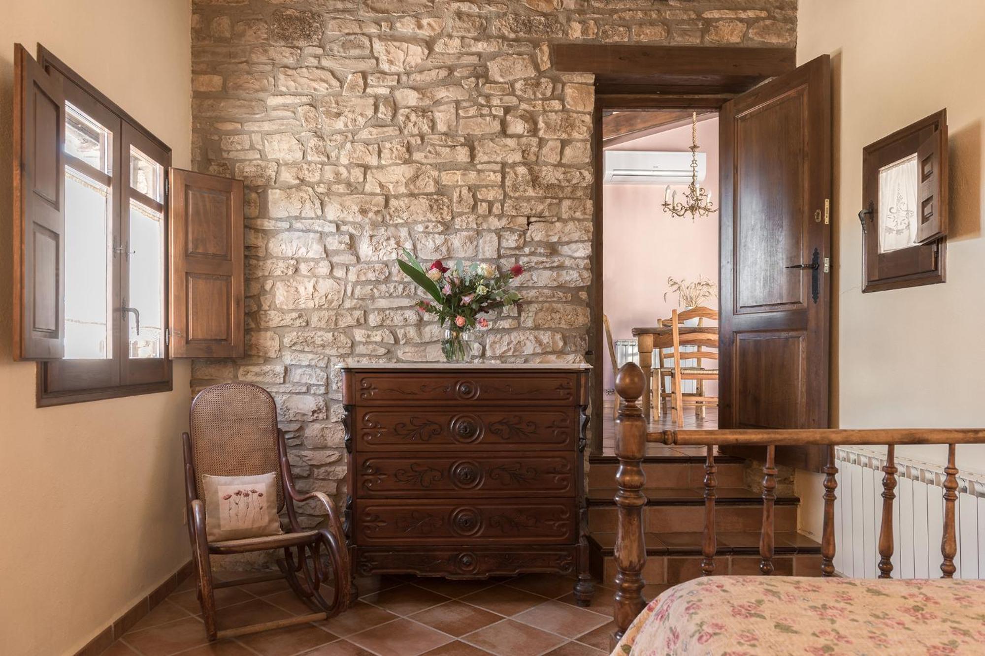 Cal Carulla Pension L'Astor Buitenkant foto