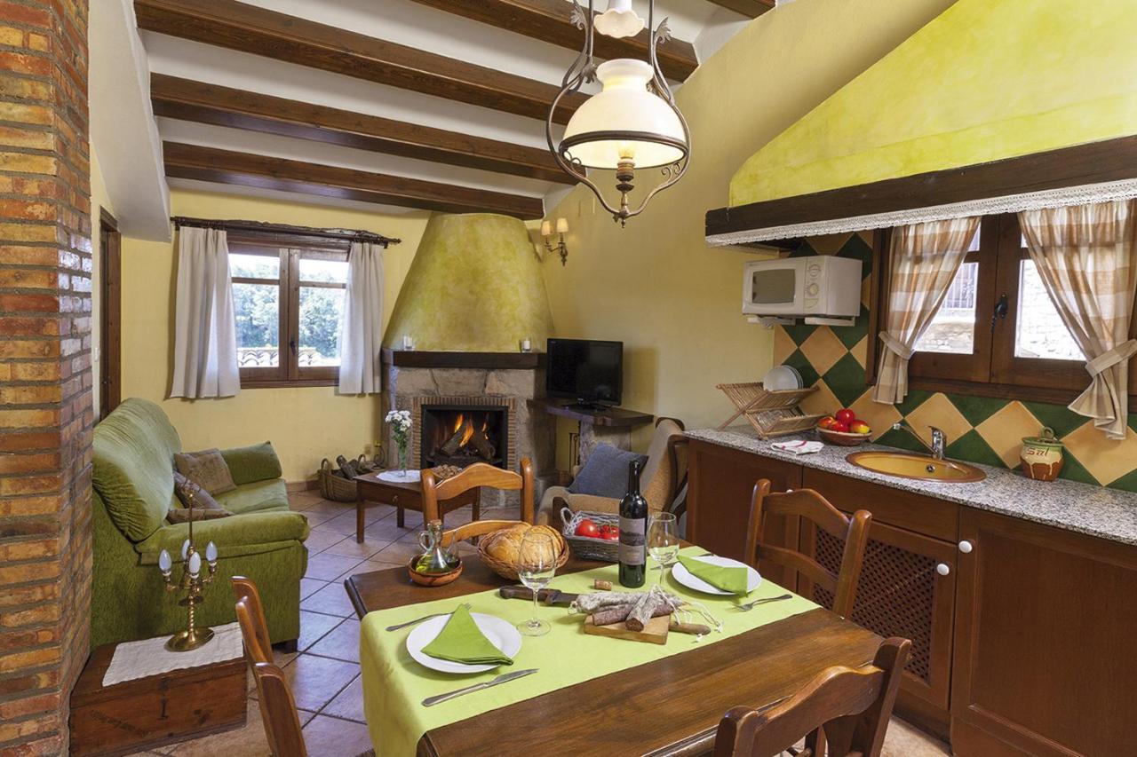Cal Carulla Pension L'Astor Buitenkant foto
